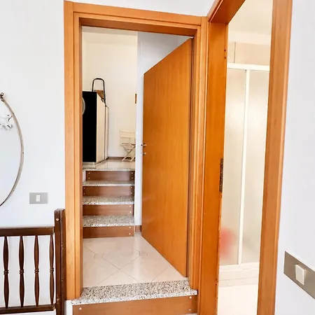 Apartamento Hostdomus - Phil House Finale Ligure